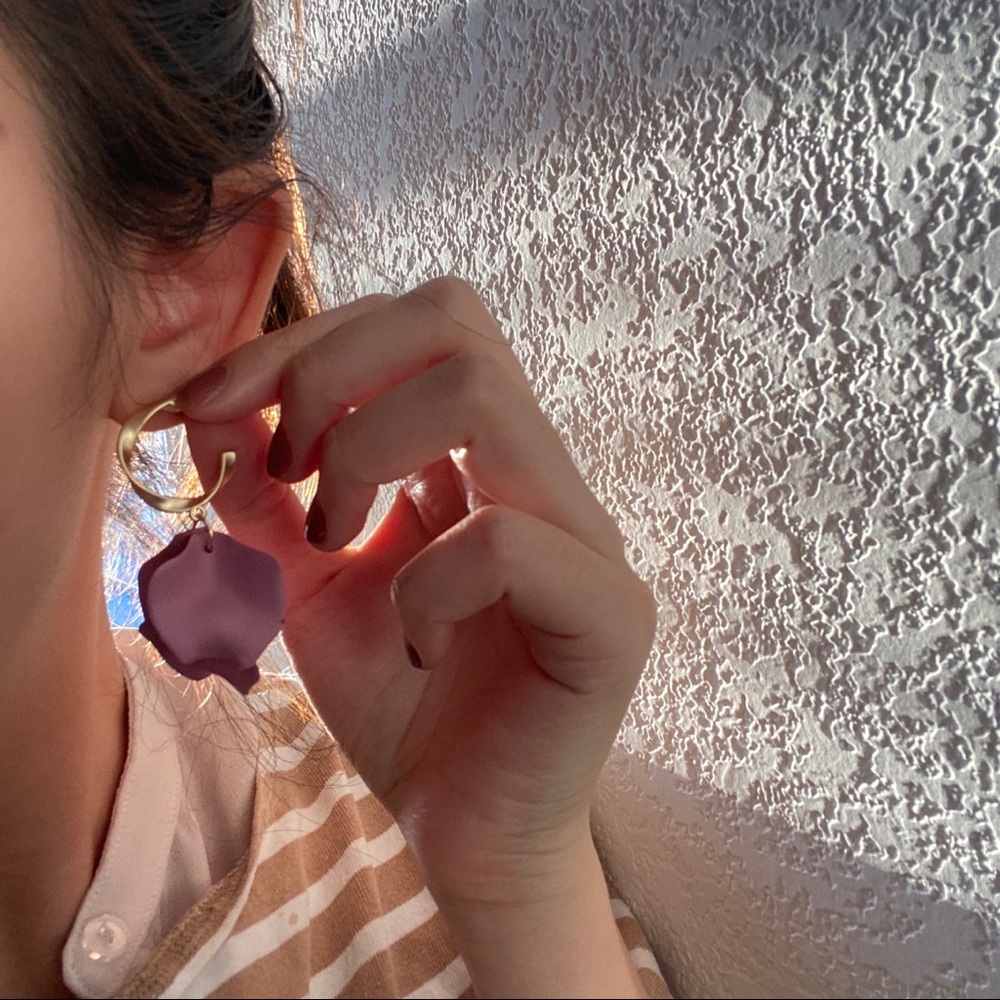 💙Purple Flower Panel  Earrings Dangled - Picture 3 of 11